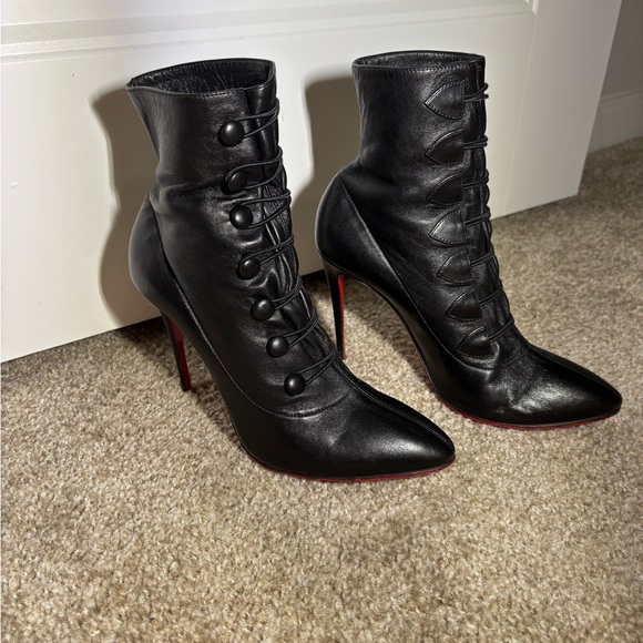 Size 37 Christian Louboutin - Picture 2 of 6